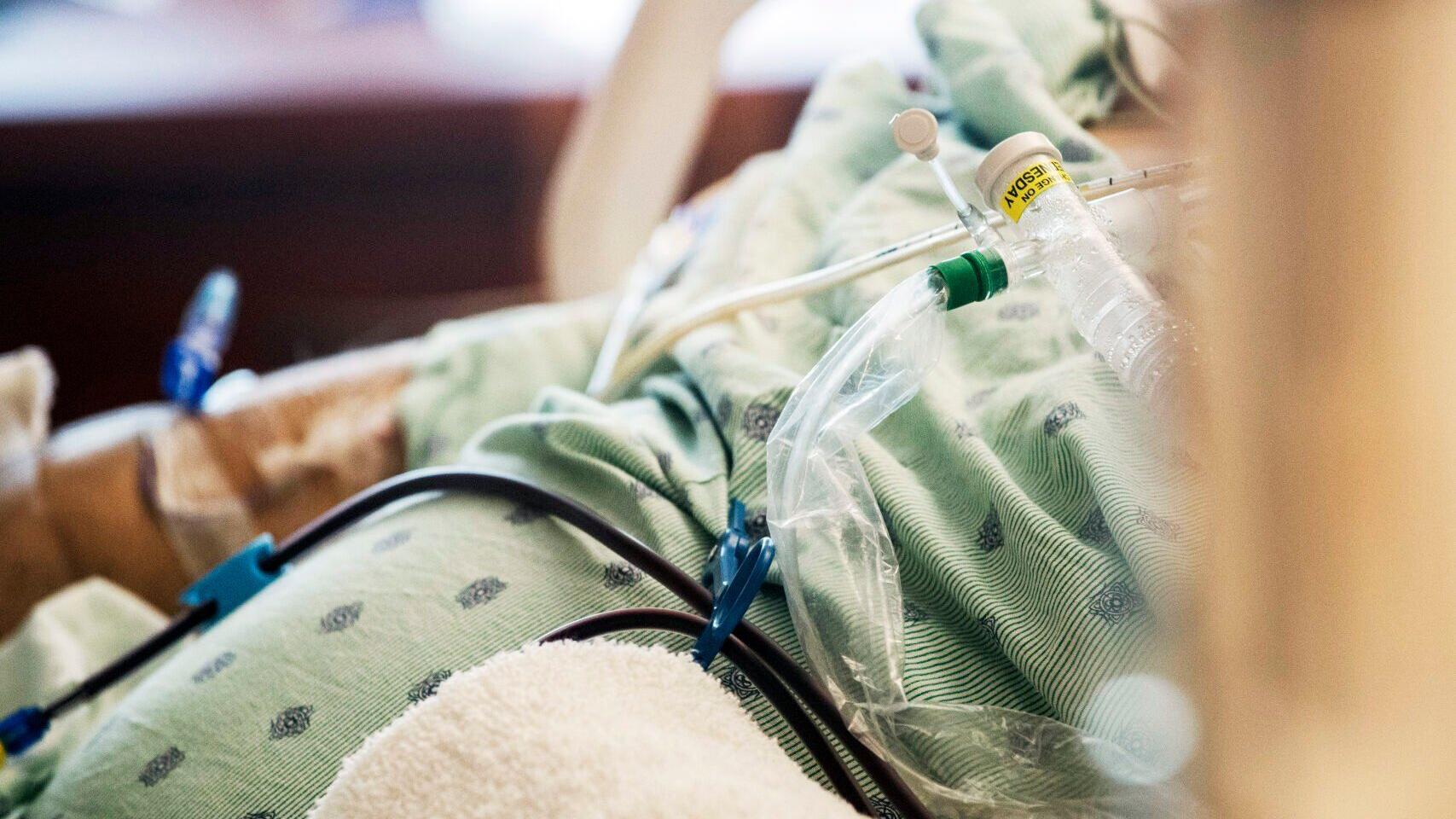 Letters: Dialysis patients need help from Congress to fight insurers